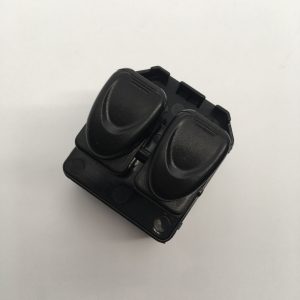 Interruptor alzavidrio puerta delantera izquierda Spark motor 800/1000